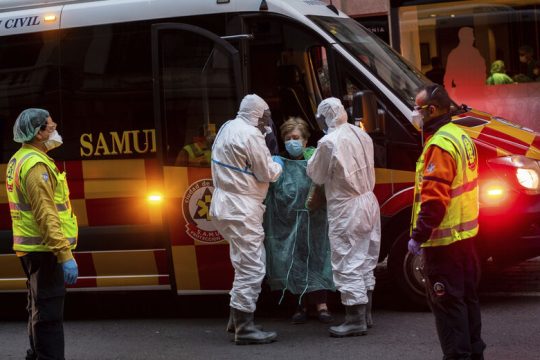 Αναμένουμε οδηγίες από το Κράτος για να προσεγγίσουμε τη χαρά (3 Μαΐου)
