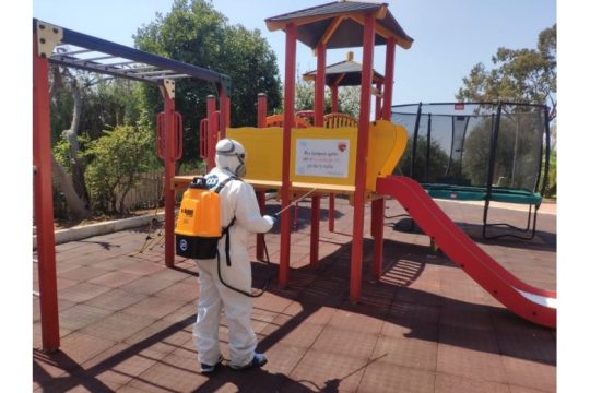Η ISS Hellas στηρίζει τα Παιδικά Χωριά SOS με προληπτικές απολυμάνσεις