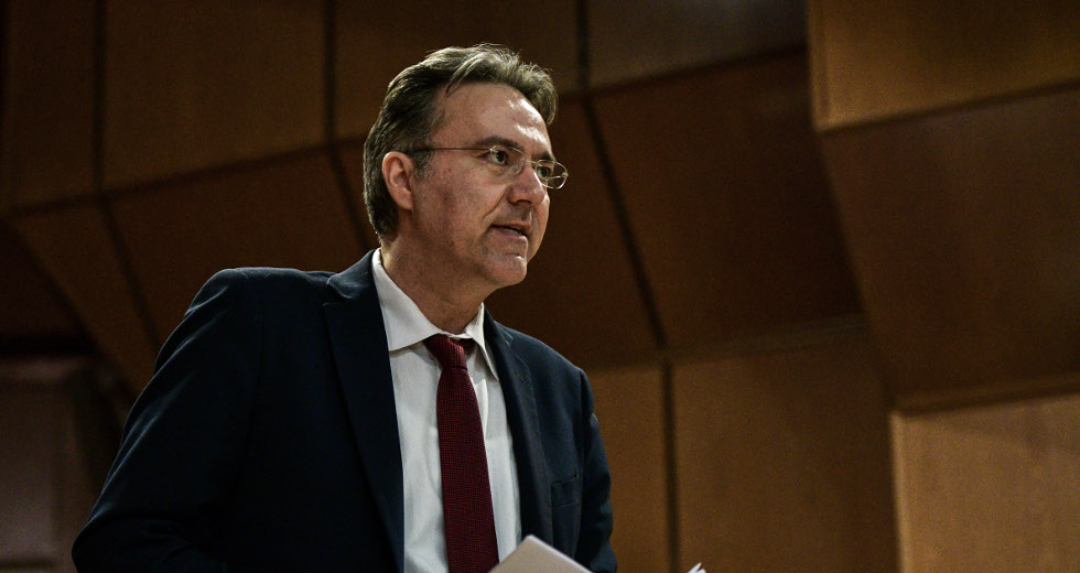 Καμπαγιάννης: Μόνο εάν απειλήσει με εξώδικο μπορεί να βγει κανείς στην ΕΡΤ;