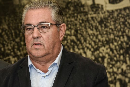 Κουτσούμπας: Ο λαός ήταν αυτός που τα κατάφερε στην πανδημία