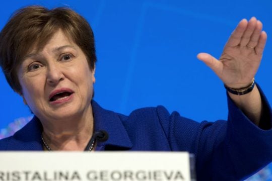 Το ΔΝΤ βλέπει διεθνή ύφεση λόγω πανδημίας και εμπορικών πολέμων