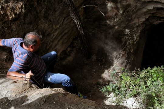 Ερευνώνται όλα τα σενάρια για την τραγωδία στο σπήλαιο του Λουτρακίου