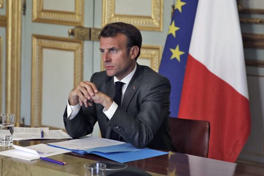 Χάνει και τη δεδηλωμένη ο Μακρόν