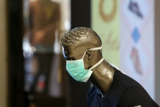 Στην ουρά για τρόφιμα πάνω από 1.000 άνθρωποι στην Γενεύη