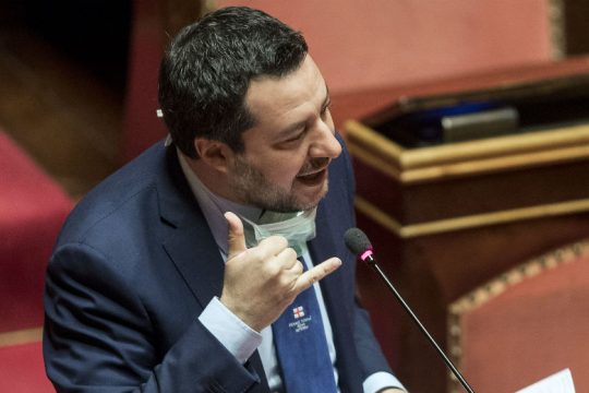 Επιτροπή της ιταλικής Γερουσίας απέρριψε παραπομπή Σαλβίνι για το Open Arms
