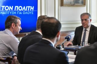 Τα «μέτρα», οι συνδικαλιστές, η Αριστερά