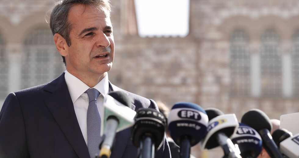 Περιοδεία για να «εισπράξει» από τον χειρισμό της πανδημίας