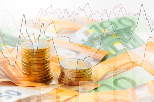 Πρόβλεψη ύφεσης ώς 7,9%
