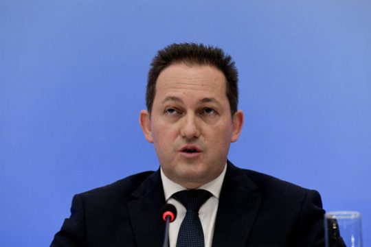 Πέτσας: Στα μικρά νησιά για διαγνωστικά τεστ κλιμάκια του ΕΟΔΥ