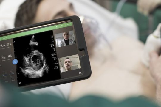 Η τεχνολογία υπερήχων της Philips στην αντιμετώπιση του covid-19