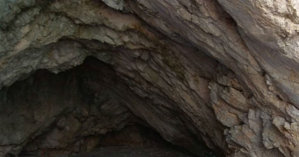 Τέσσερις άνδρες νεκροί σε σπήλαιο του Λουτρακίου