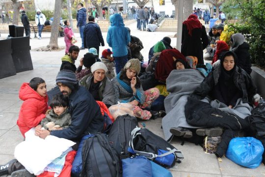 Χιλιάδες αναγνωρισμένοι πρόσφυγες μένουν άστεγοι!