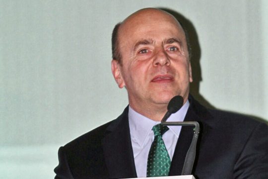Κοντράρει άγρια τον Ολυμπιακό ο Αλαφούζος