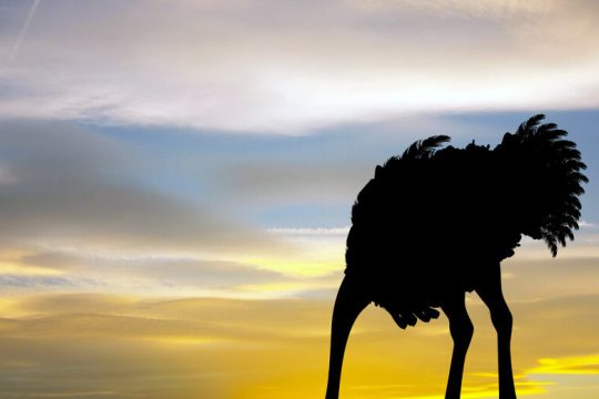 Ο κόσμος το έχει τούμπανο…