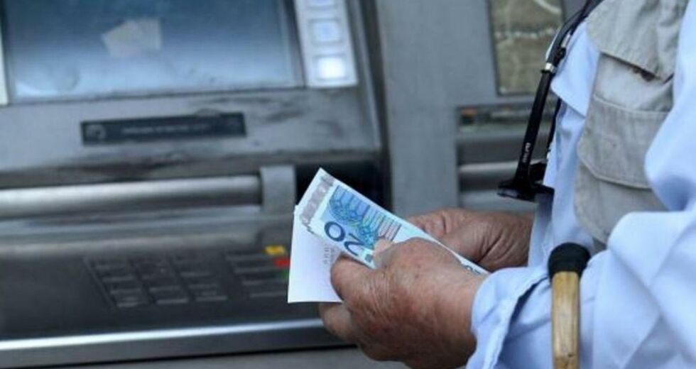 «Βαλτώνουν» οι εκκρεμότητες στις συντάξεις