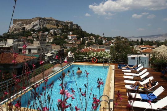 Τουρισμός με πρωτόκολλα υγείας