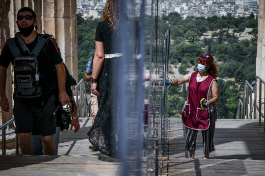 Η τουριστική πολιτική ως επιθεώρηση
