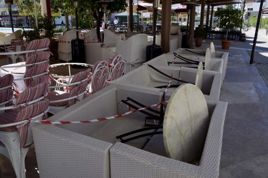 Αρχίζει «πόλεμος» τραπεζοκαθισμάτων