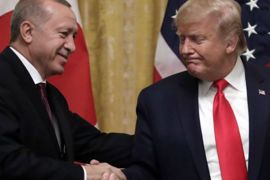 Επαναβεβαίωσαν τη συνεργασία τους για Λιβύη και Συρία, Τραμπ – Ερντογάν