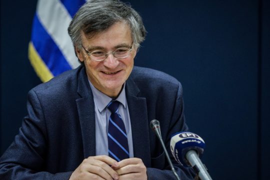«Χαμός» μεταξύ Ν.Δ. και Ελληνικής Λύσης για τα… μάτια του Τσιόδρα