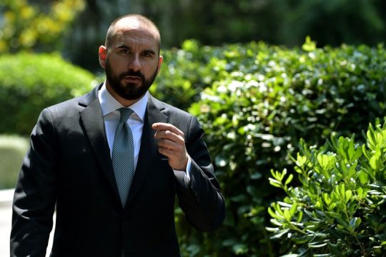 «Είναι ανήθικο να εκμεταλλεύεσαι μια κρίση»