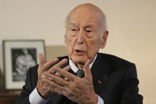 Ξεκίνησε έρευνα για τον Ζισκάρ ντ’ Εστέν