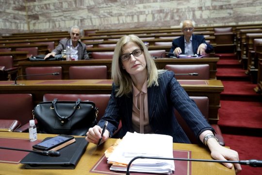 Εκτελεστές πολιτικού συμβολαίου