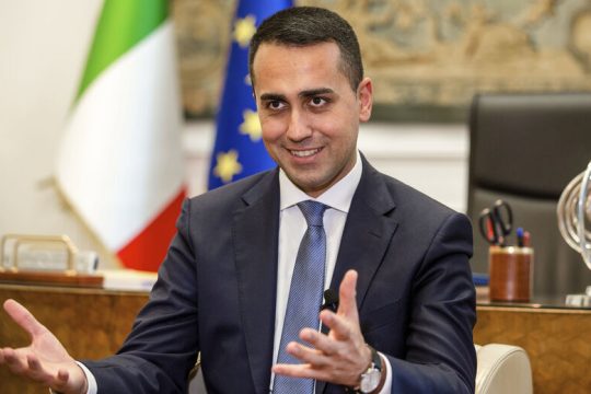 Με Λιβύη και τουρισμό στη βαλίτσα για Αθήνα