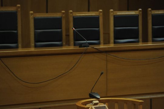 Ηράκλειο: Ολοκληρώθηκαν οι απολογίες των «10», προφυλακίστηκαν άλλοι τρεις