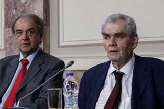 Τσουνάμι Παπαγγελόπουλου κατά Ράικου