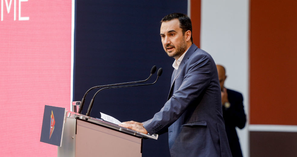 «Εφιαλτικό σενάριο για εκατοντάδες χιλιάδες εργαζόμενους σε κλάδους που πλήττονται από την κρίση»