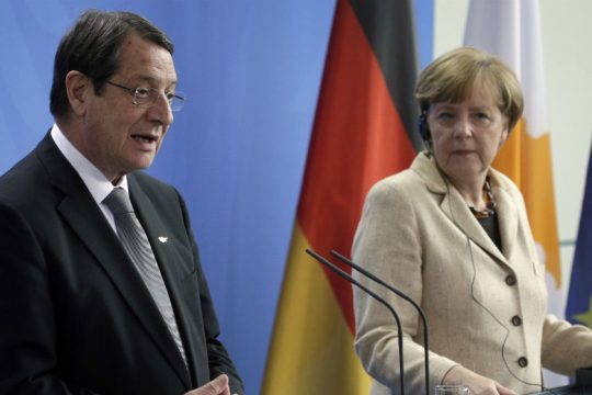 Οι παράνομες τουρκικές γεωτρήσεις στην ατζέντα Αναστασιάδη-Μέρκελ