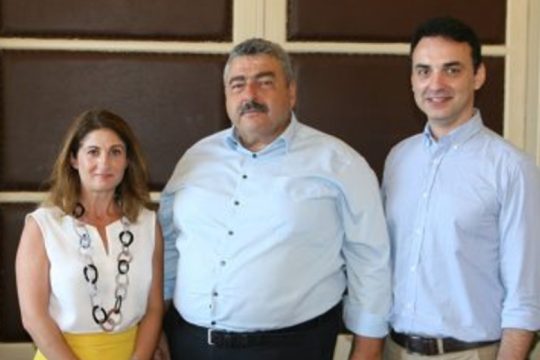 Συνεχίζονται, παρά τις αντιδράσεις, οι επαφές με την “Ελληνογερμανική Συνέλευση”