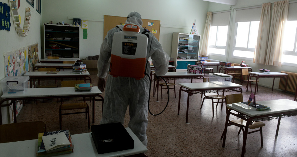 Μεγάλη κινητοποίηση στον Βόλο μετά από δύο νέα κρούσματα κορονοϊού