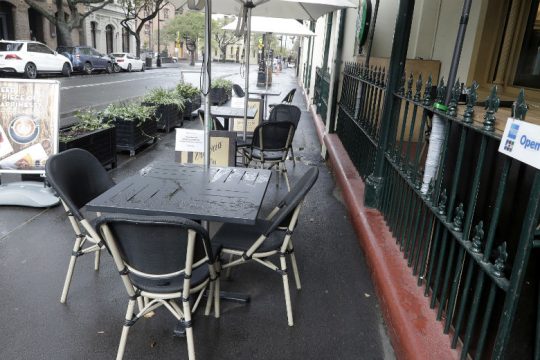Τοπικό lockdown σε πάνω από 30 προάστια της Μελβούρνης 