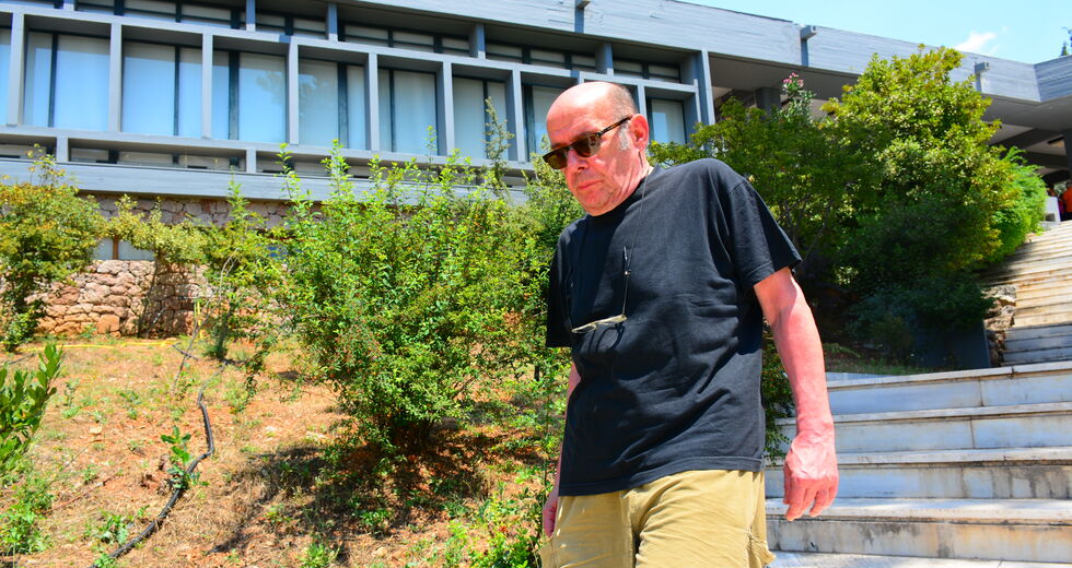 «Εχουμε ανάγκη όχι από βιομηχανία τουρισμού αλλά χασομεριού»