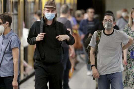 Covid-19: Συναγερμός στο Βερολίνο