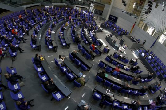 Διέξοδο στην κόντρα ΕΚΤ- γερμανικού δικαστηρίου βρίσκει το Βερολίνο