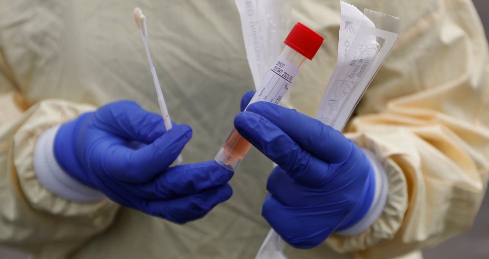 Ύποπτα στοιχεία ιδιωτικής εταιρείας παραπλάνησαν ΠΟΥ και κυβερνήσεις για τον κορονοϊό
