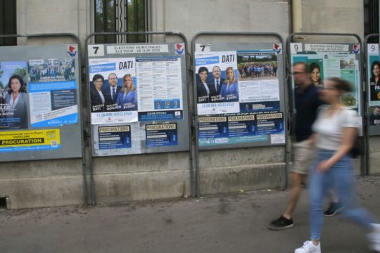 Αρνητικά προγνωστικά για τον Μακρόν στις σημερινές δημοτικές εκλογές 