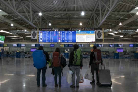 «Κλειστή» παραμένει η Ελλάδα για εννέα χώρες και μετά την 1η Ιουλίου
