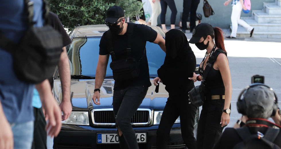 Παράσταση πολιτικής αγωγής από τους δικηγόρους του θύματος επίθεσης με βιτριόλι