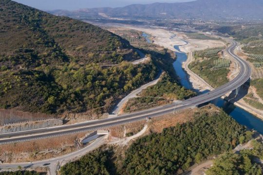 Εταιρικό ομόλογο και νέο επενδυτικό πλάνο σε υποδομές ΑΠΕ και παραχωρήσεις