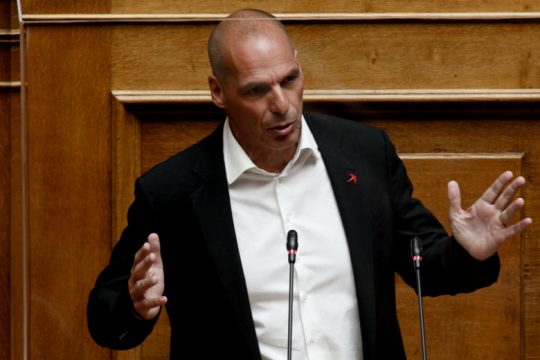 Σε εγρήγορση καλεί ο Γ. Βαρουφάκης για οικονομία και Λιβυκό