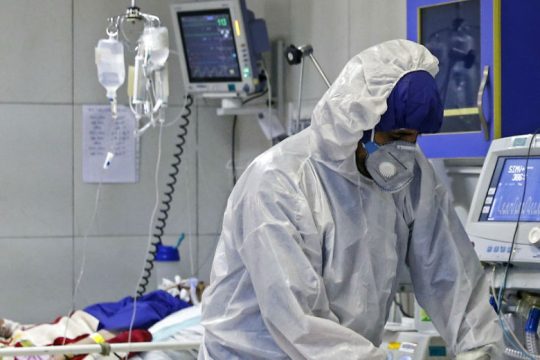 Ιράν: 3.000 νέα κρούσματα Covid-19 μέσα σε μία μέρα