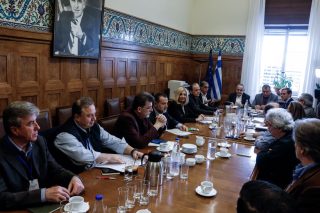 «Εξυπνη σοσιαλδημοκρατία» και «Νέα Αλλαγή»