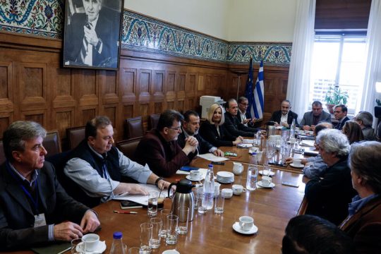 «Εξυπνη σοσιαλδημοκρατία» και «Νέα Αλλαγή»