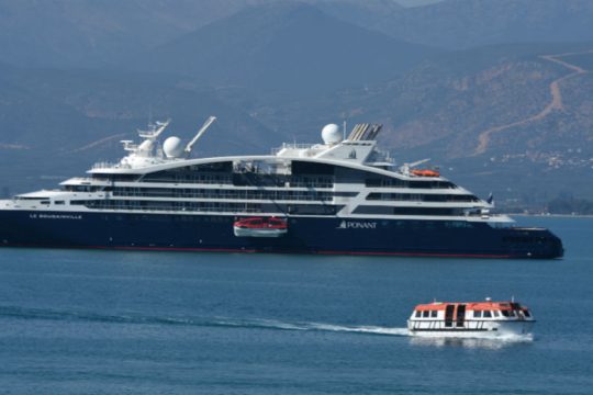 Covid-19 και λιμάνια: Τι προβλέπει ο ΕΟΔΥ για τον μακροχρόνιο ελλιμενισμό πλοίων στην Ε.Ε.