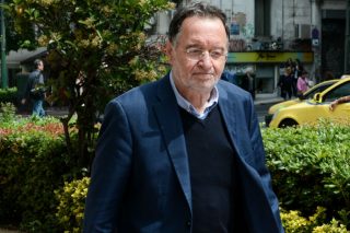 Ο Λαφαζάνης παίρνει το αίμα του πίσω;