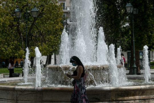 Βελτιώνεται ο καιρός, ανεβαίνει η θερμοκρασία